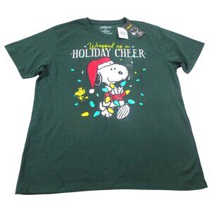 The Peanuts Tee Shirt Mens XL Green Wrapped Up In Holiday Cheer Snoopy Christmas
